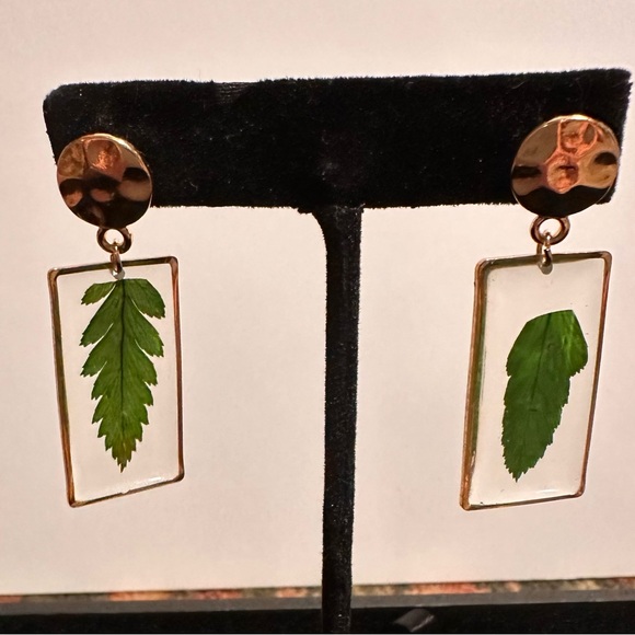 Palm Leaf Earrings - Picture 1 of 2